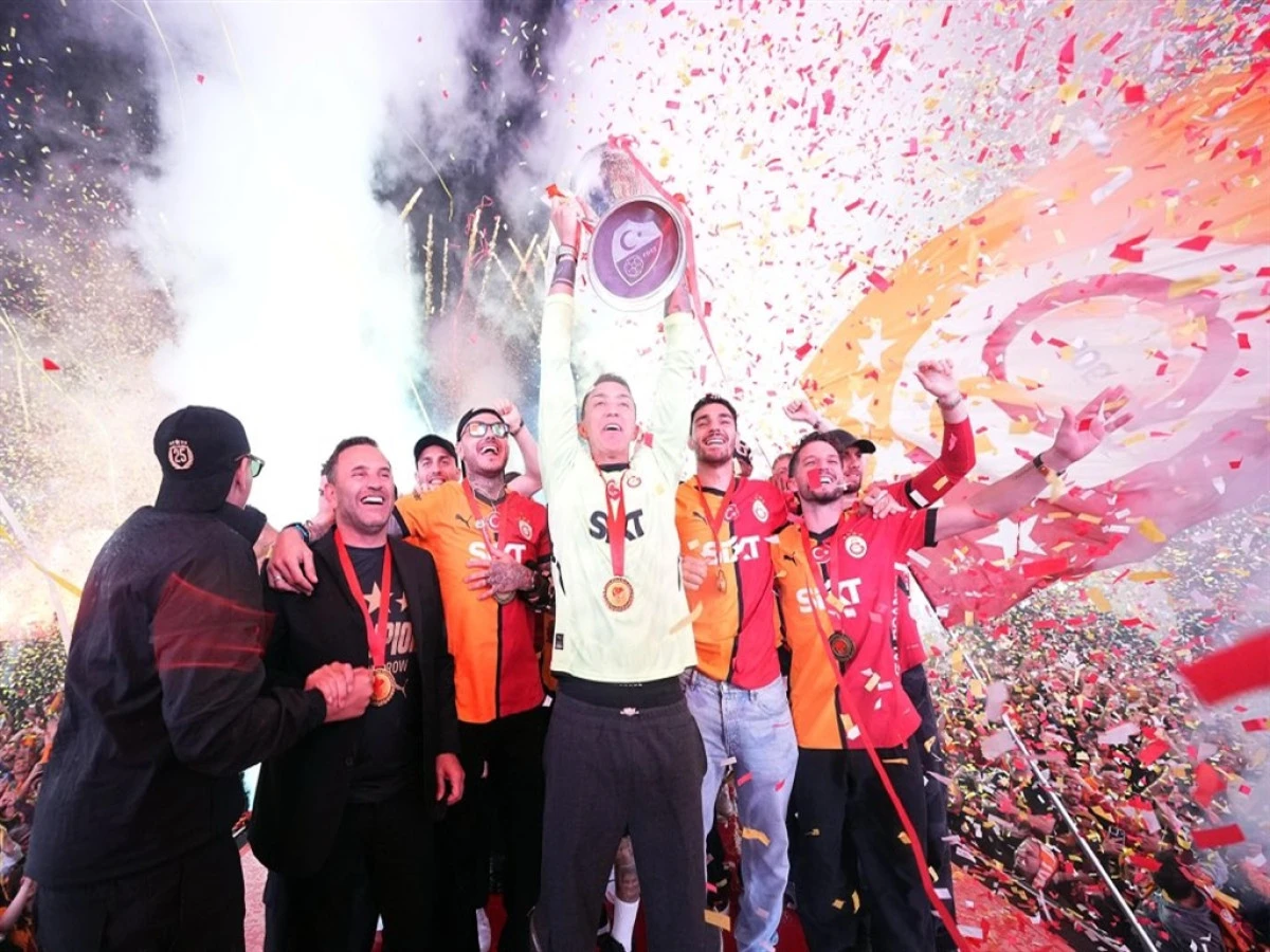 25. Şampiyonluk, 5. Yıldız: 