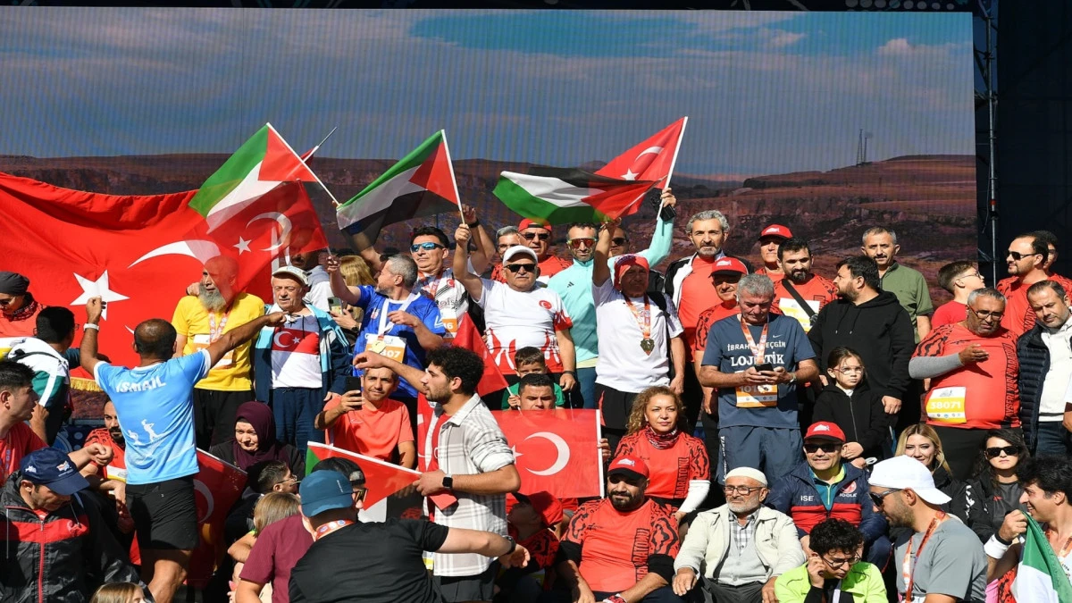 5. Uluslararası Kayseri Yarı Maratonu’nda Gazze'ye Destek Mesajı 