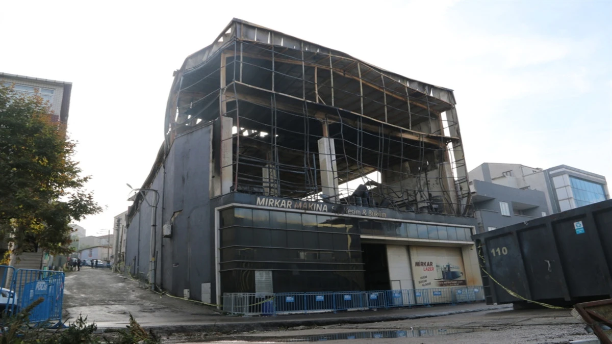 6 kişinin öldüğü kozmetik fabrikasındaki yangının çıkış nedeni raporlandı 