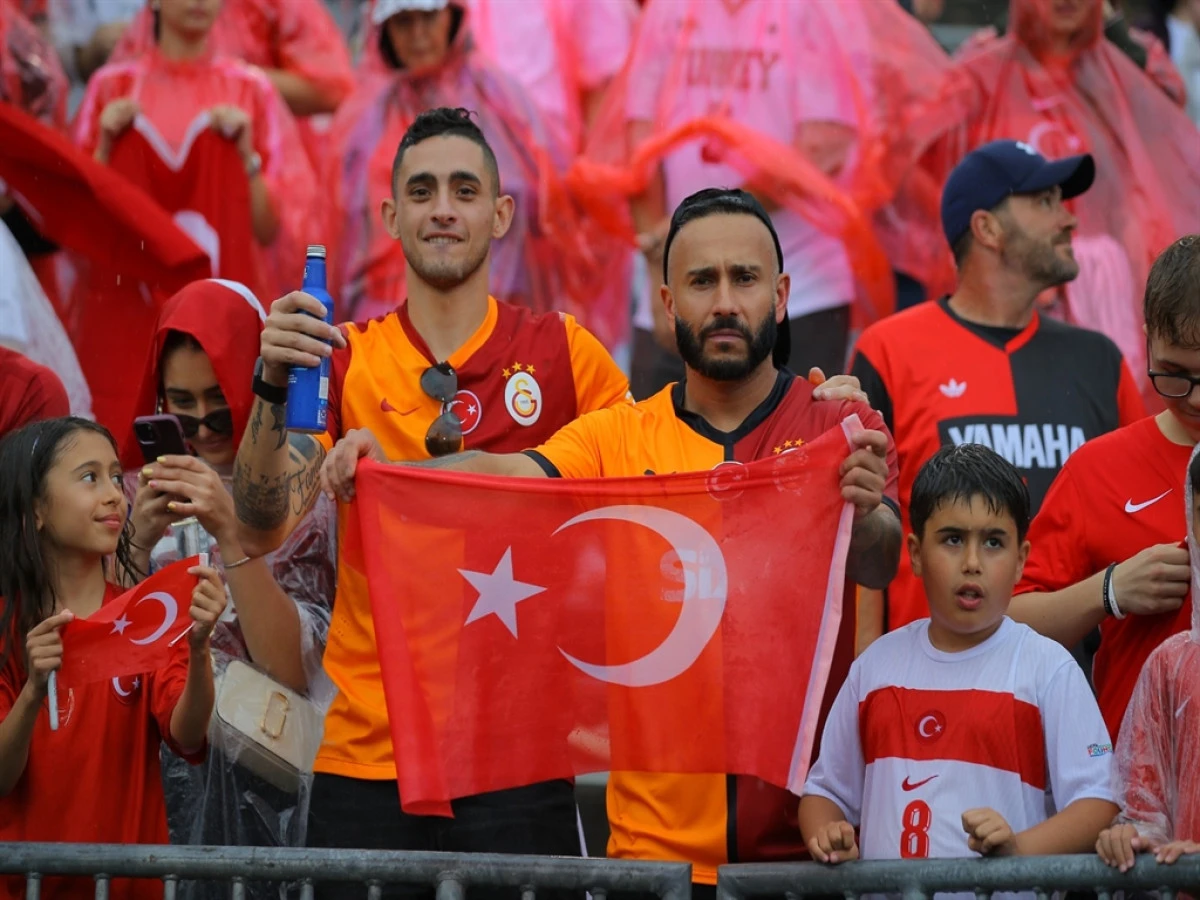 ABD - Türkiye maçı için Amerika kıtasındaki Türkler maça akın etti! 