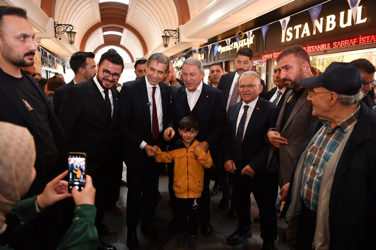 AK PARTİ HEYETİ KAZANCILAR ESNAFINI ZİYARET ETTİ 