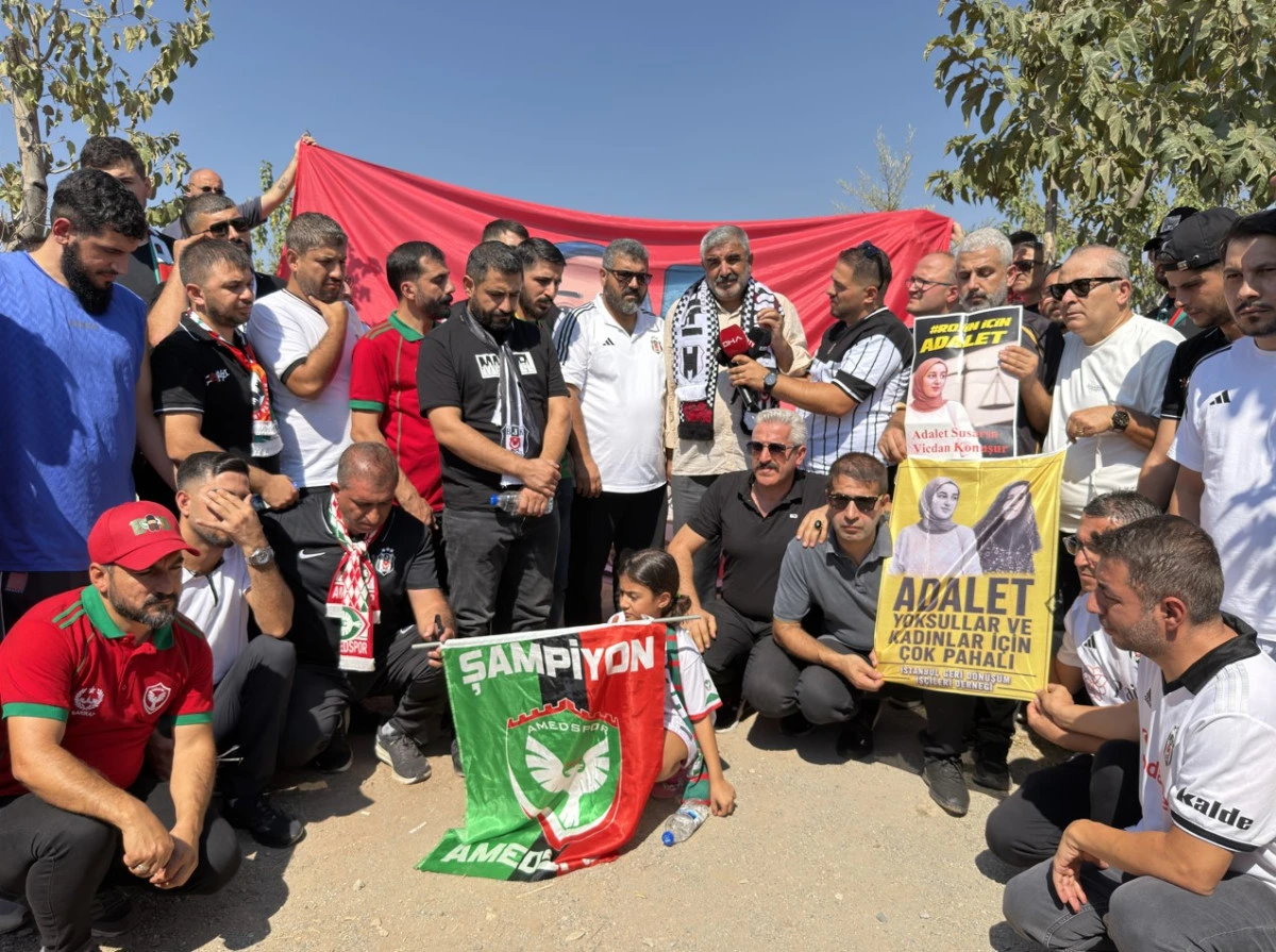 Amed Sportif Faaliyetler ve Beşiktaş taraftarlarından Rojin Kabaiş'in mezarına ziyaret