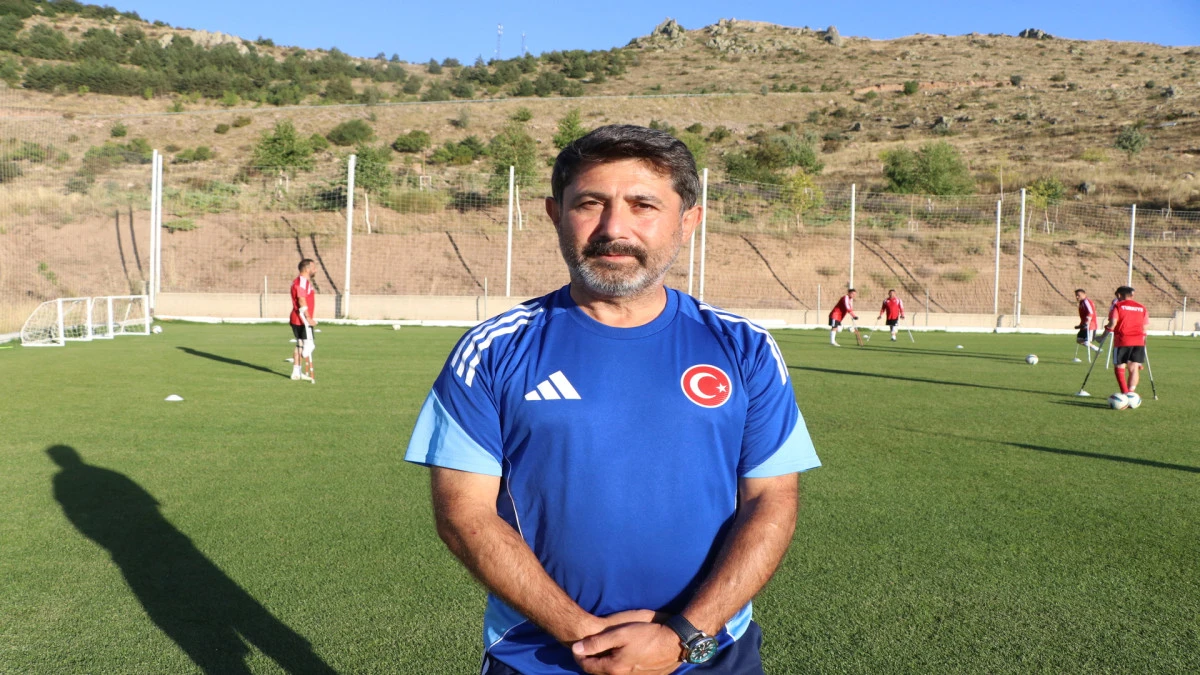 Ampute Futbol Milli Takımı Teknik Direkt&ouml;r&uuml; Temiz: Şampiyon gidip şampiyon d&ouml;neceğiz 