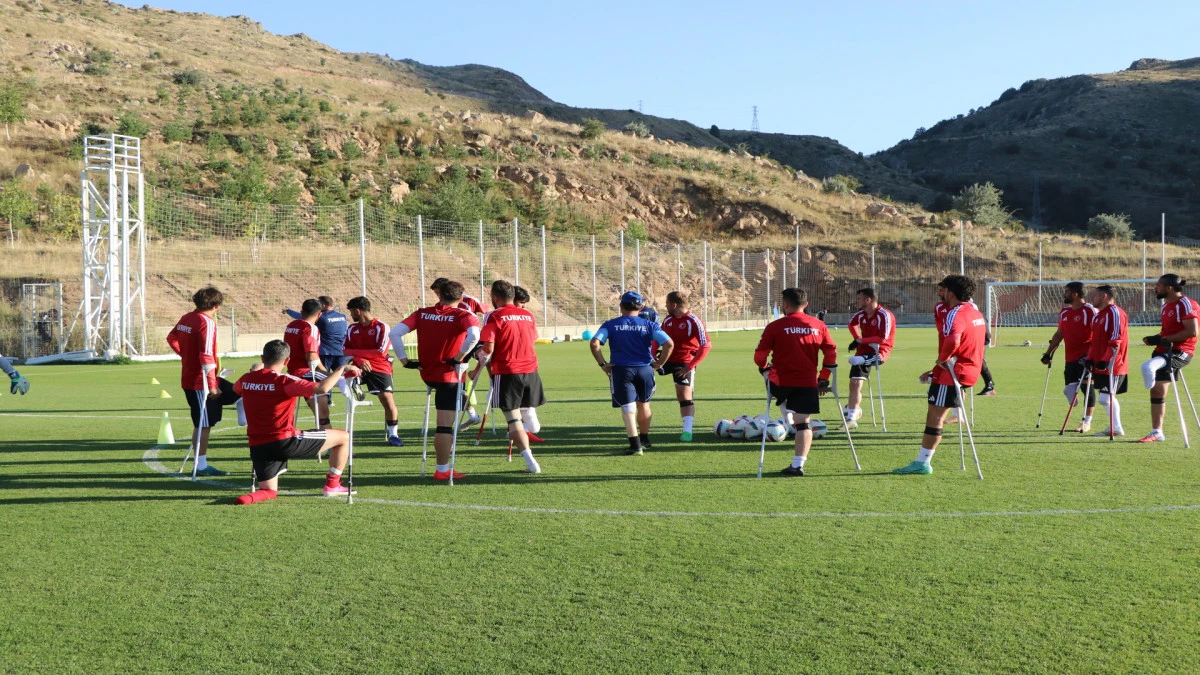 Ampute Futbol Takımı, D&uuml;nya Kupası &ouml;ncesi Erciyes kampının 2'nci etabına başladı 