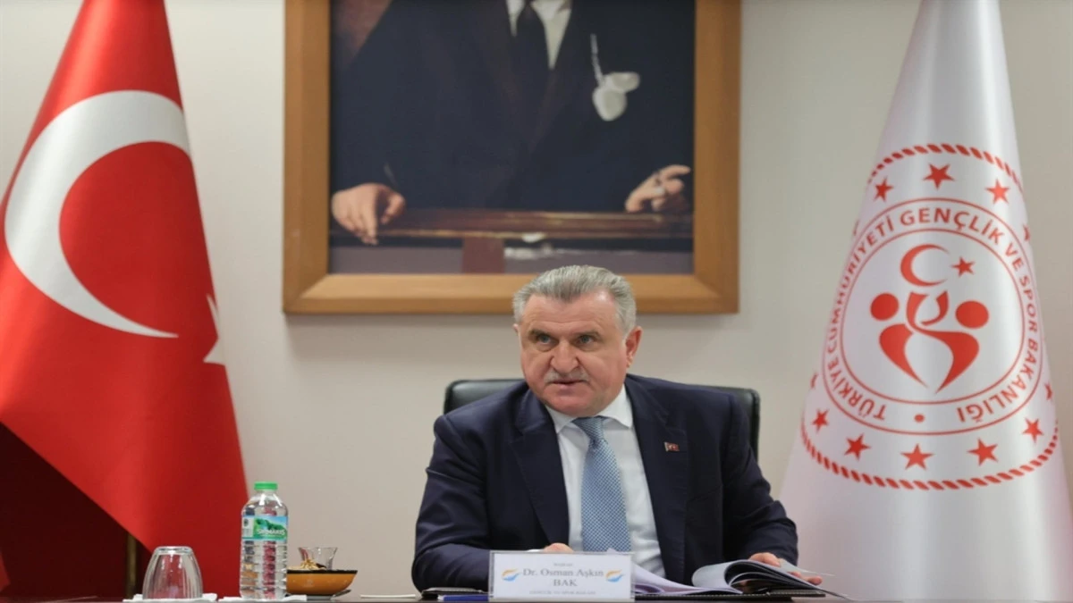 Bakan Bak: &Uuml;lkemiz, İstanbul 2027 Avrupa Oyunları&rsquo;nı başarıyla ger&ccedil;ekleştirecek 