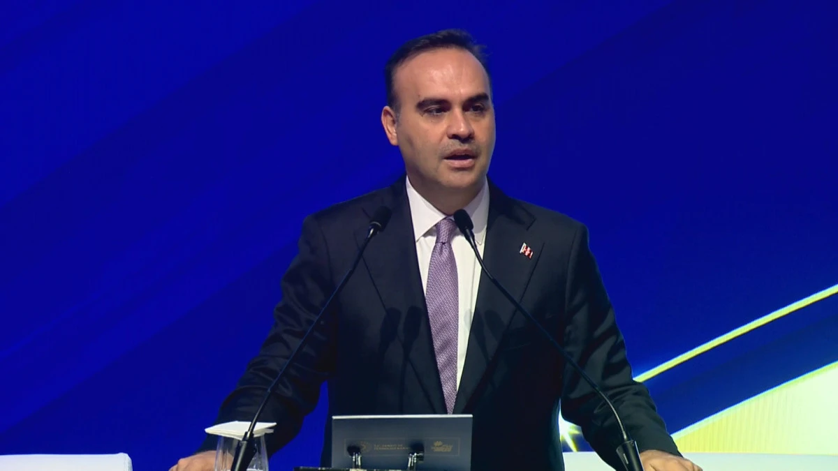 Bakan Kacır: T&uuml;rkiye&rsquo;nin &ouml;nceliği yatırımdır, &uuml;retimdir 