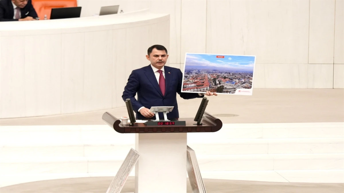 Bakan Kurum: T&uuml;rkiye, asrın felaketini, asrın destanına d&ouml;n&uuml;şt&uuml;rm&uuml;şt&uuml;r 