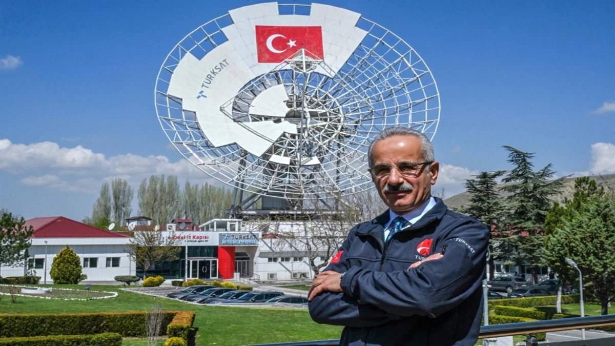 Bakan Uraloğlu: T&uuml;rksat 5A, D&uuml;nya'nın &ccedil;evresinde 1826 tur attı 