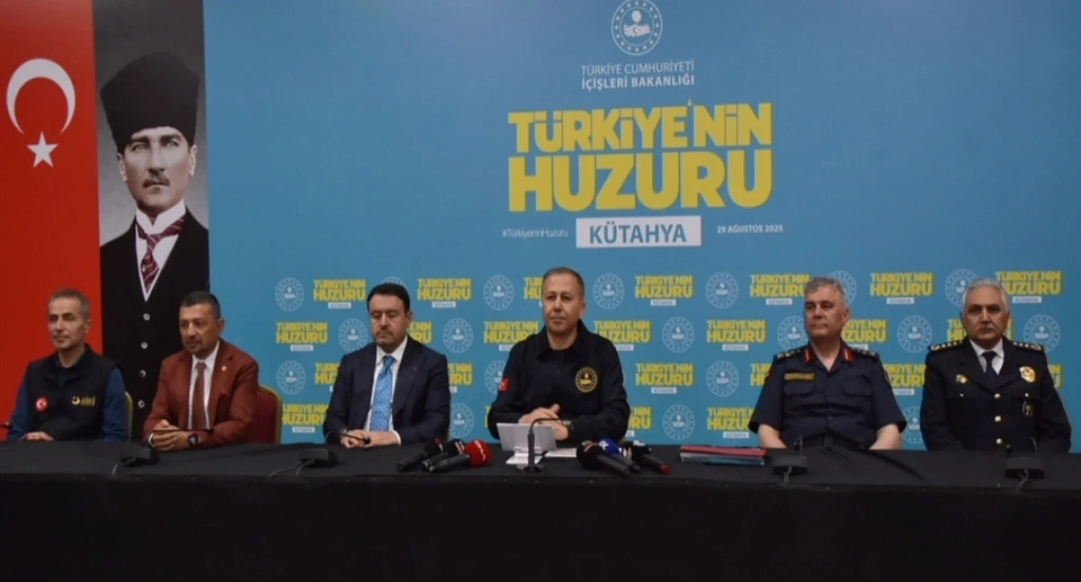 Bakan Yerlikaya Kütahya’da: “Gönüllü Suriyeli Geri Dönüşlerinde 1 Milyonu Aştık” 