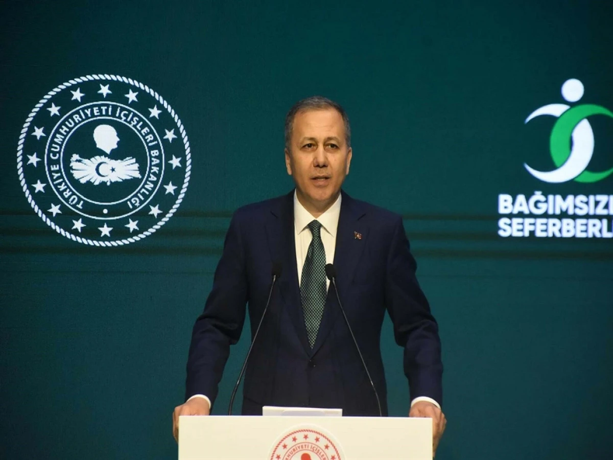 Bakan Yerlikaya: Yeşilay'la Ege Bölgesi için seferberlik hareketini başlatıyoruz 