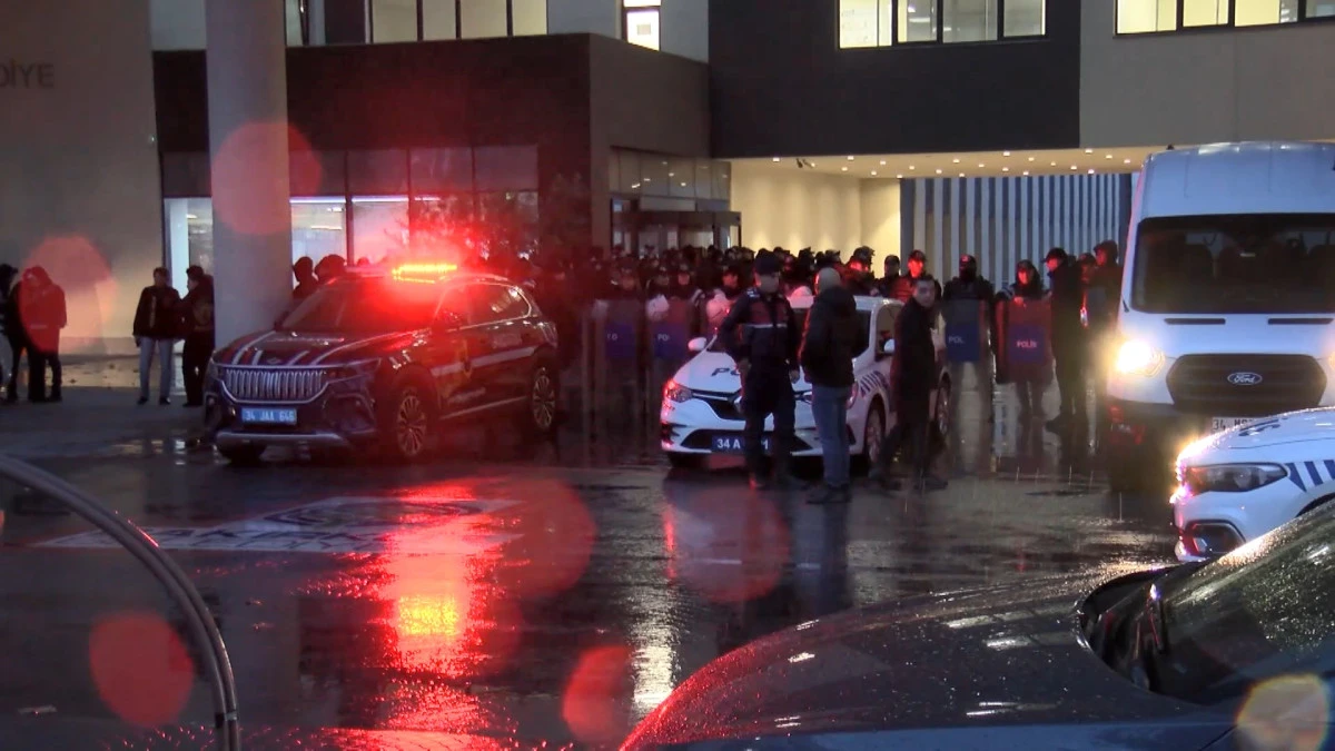 BAKIRK&Ouml;Y BELEDİYESİ'NE Y&Ouml;NELİK SORUŞTURMADA 39 Ş&Uuml;PHELİ TUTUKLANDI 