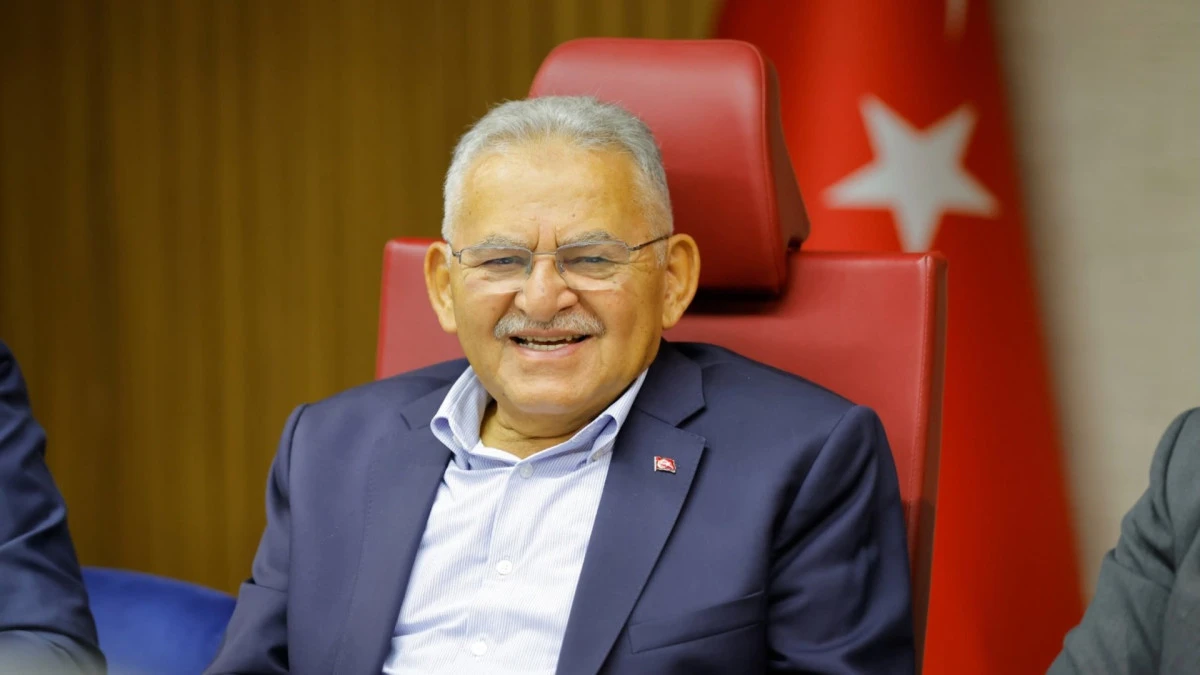 Başkan B&uuml;y&uuml;kkılı&ccedil;, Kocasinan muhtarlarıyla istişarede buluştu 