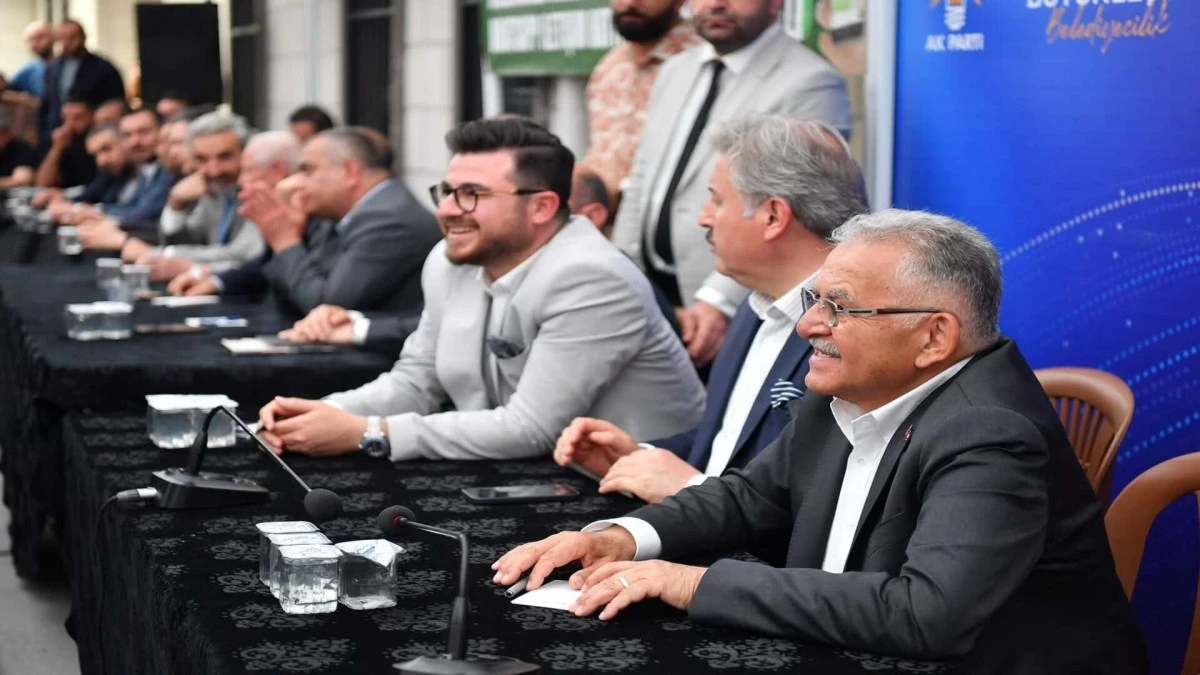 Başkan B&uuml;y&uuml;kkılı&ccedil;, Melikgazili vatandaşlarla buluştu