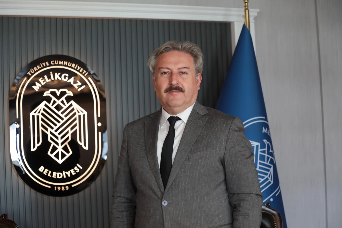 BAŞKAN PALANCIOĞLU: “VATANDAŞLARIMIZIN EV SAHİBİ OLMALARI İÇİN FIRSAT ÜSTÜNE FIRSAT SAĞLIYORUZ!” 