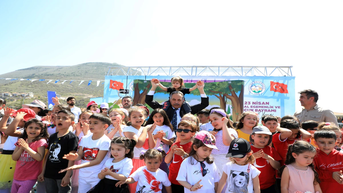 Başkan Yal&ccedil;ın&rsquo;dan 23 Nisan Mesajı: &ldquo;Geleceğe Verilen Değerin En G&uuml;&ccedil;l&uuml; G&ouml;stergesi&rdquo; 