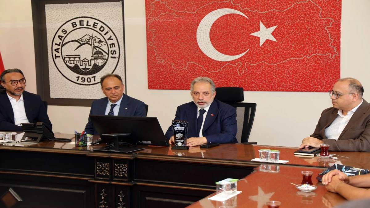 Başkan Yal&ccedil;ın&rsquo;dan dragon yarışlarında dereceye giren takıma tebrik  