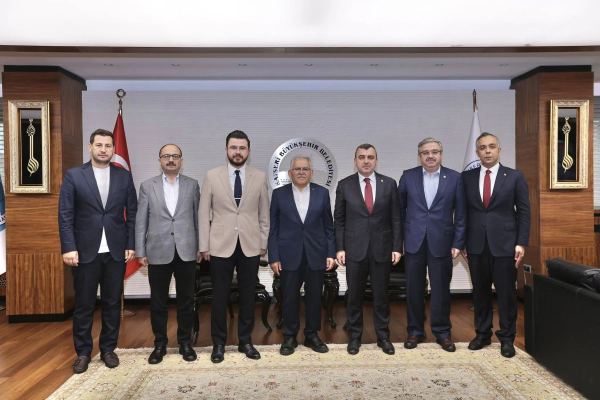 BÜYÜKKILIÇ’A, AK PARTİ HEYETİNDEN ZİYARET 