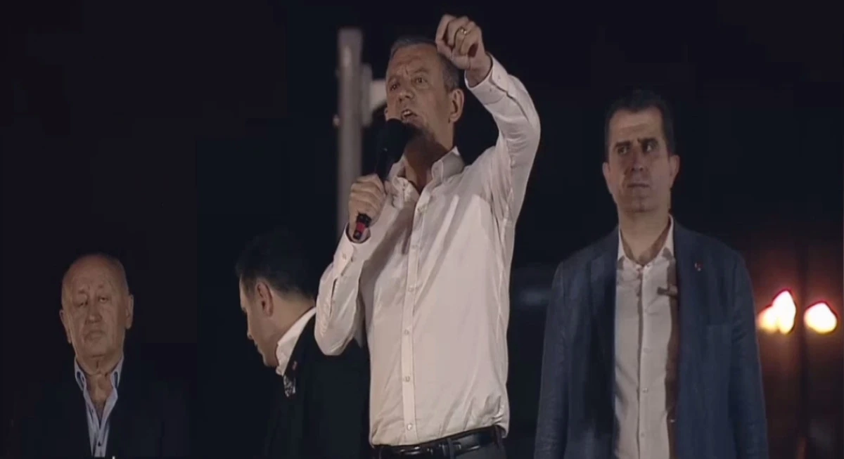 CHP Lideri Özel’den Gaziosmanpaşa'da Sert Sözler! 