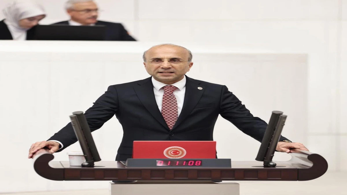 CHP&rsquo;li Aşkın Gen&ccedil;&rsquo;ten, Sanayi ve Teknoloji Bakanına Pınarbaşı i&ccedil;in organize sanayi b&ouml;lgesi &ccedil;ağrısı 