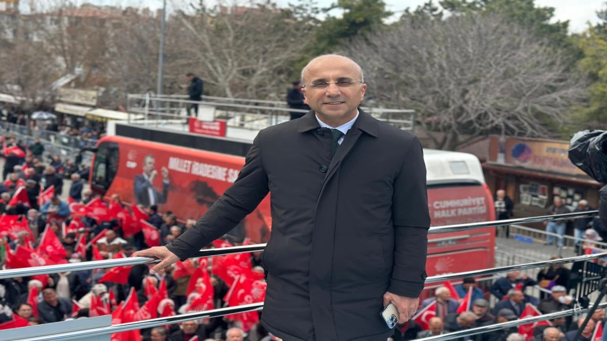 CHP'li Gen&ccedil;'ten 2018 Kıyaslaması: "İkramiye Artık Kurban Kesmiyor, Sadece 4 Kilo Et Alıyor" 
