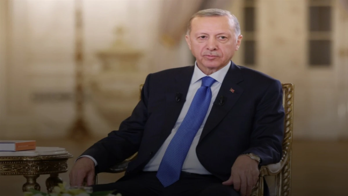 Cumhurbaşkanı Erdoğan: FET&Ouml; ve benzeri ter&ouml;r odaklarıyla savaşımızı aynı azimle s&uuml;rd&uuml;r&uuml;yoruz 