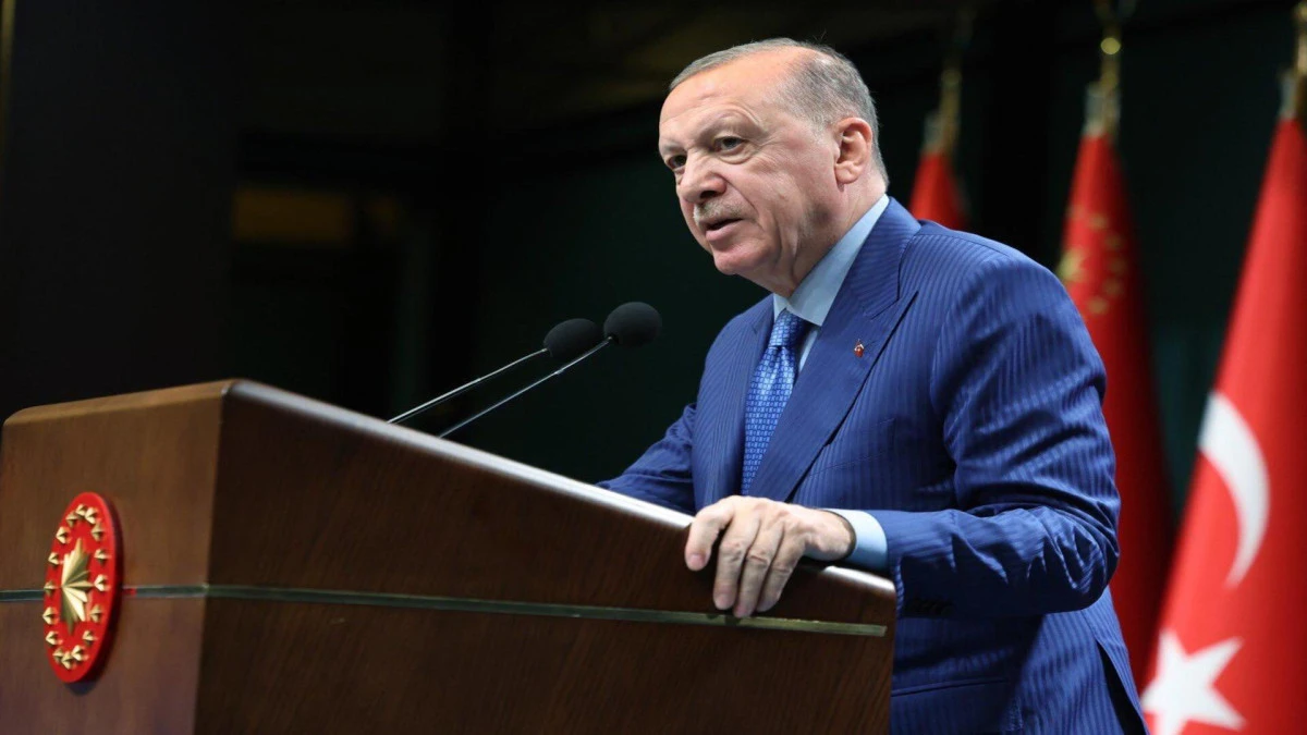 Cumhurbaşkanı Erdoğan: Her kim milletin malına, m&uuml;lk&uuml;ne el uzatırsa karşısında bizi bulur 