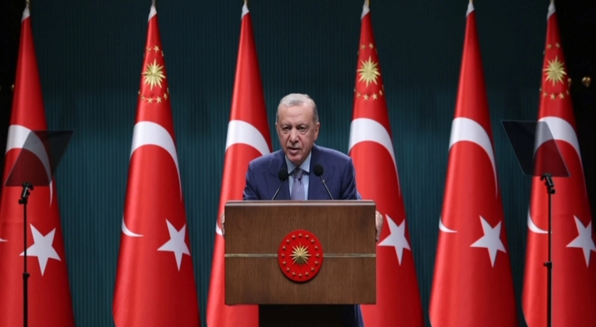 Cumhurbaşkanı Erdoğan: 'Mahkeme kararlarını tanımıyorum' demek, hukuk devletine açıkça kafa tutmaktır