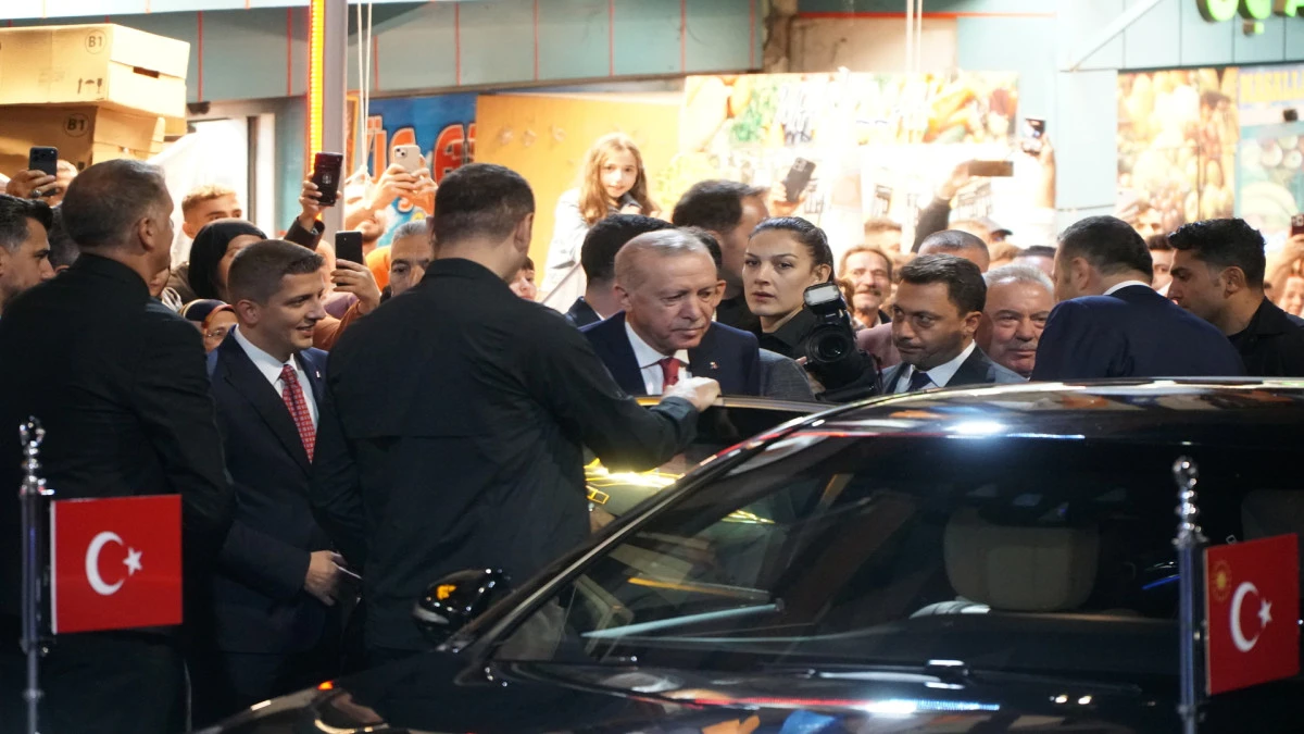 Cumhurbaşkanı Erdoğan, memleketi Rize&rsquo;de 