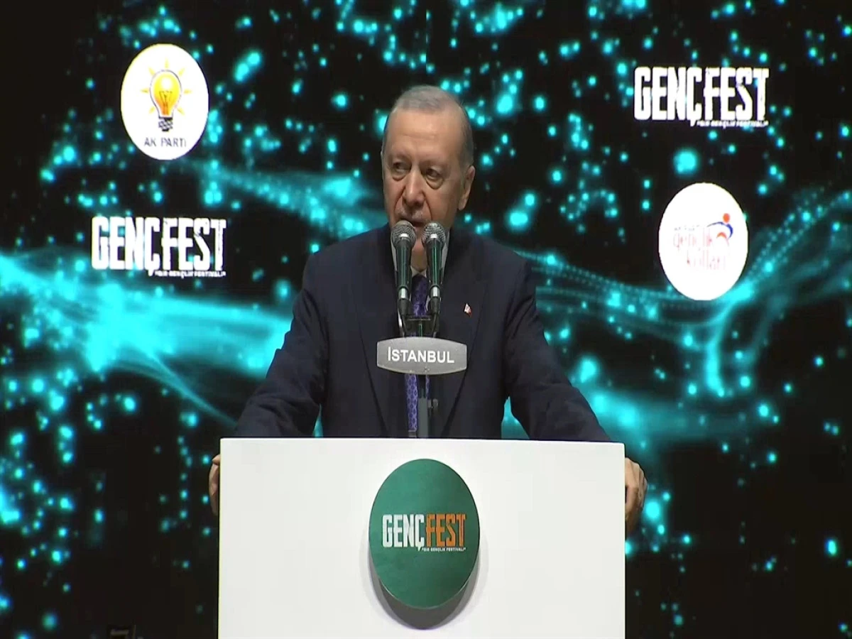 Cumhurbaşkanı Erdoğan: "Terör tehdidinin olmadığı bir ülkeyi inşa etmek için gayret içerisindeyiz!" 