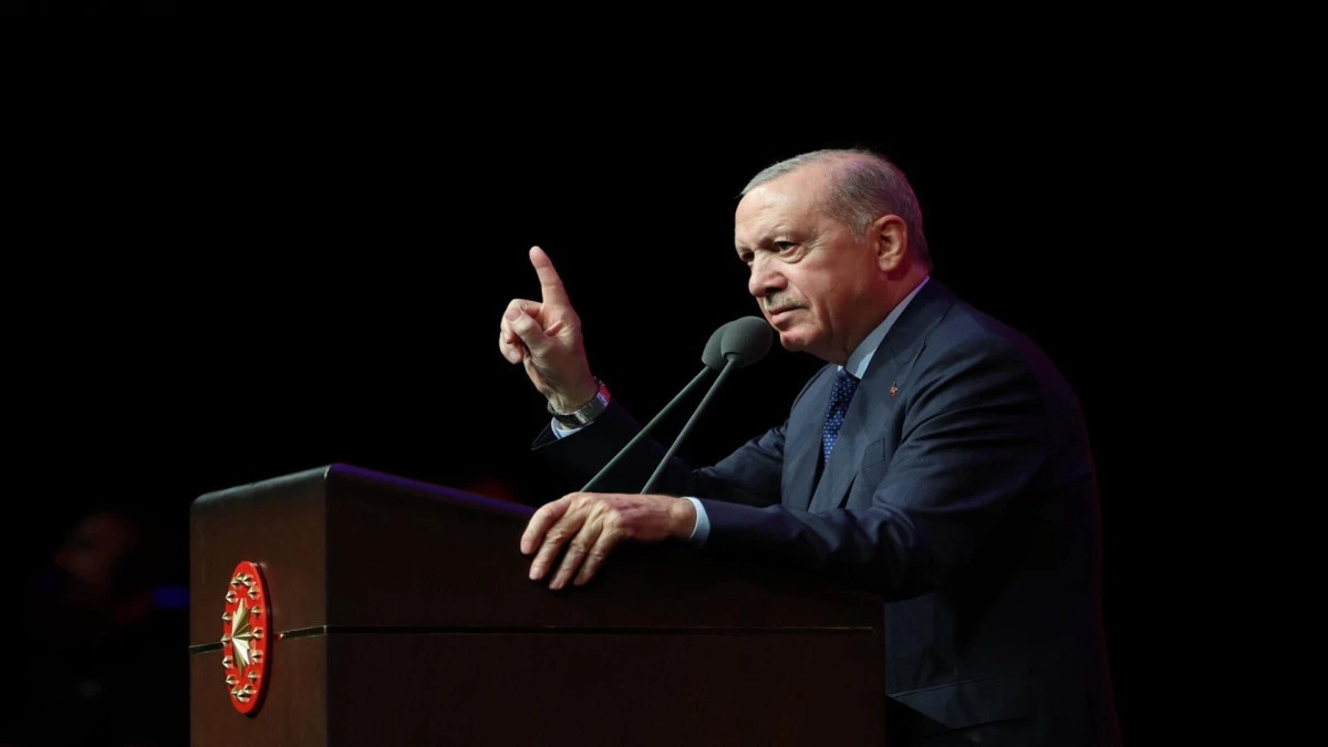 Cumhurbaşkanı Erdoğan: T&uuml;rkiye Cumhuriyeti'ni her evden bir yiğidi toprağa vererek kurduk 