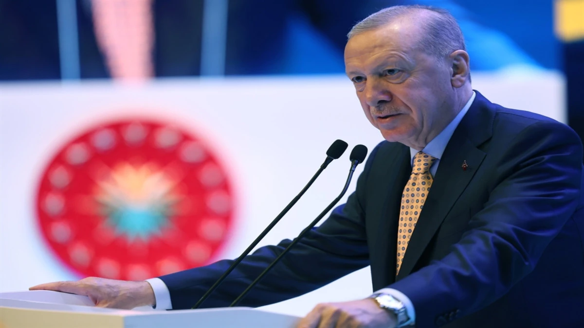 Cumhurbaşkanı Erdoğan'dan Muhalefete Sert Tepki: "&Ccedil;iğ S&uuml;t İ&ccedil;mediyseniz Bu Karın Ağrısı Niye?" 