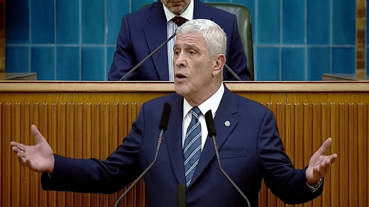 Dervişoğlu: Bug&uuml;n d&uuml;nya sefalet liginde şampiyonluğa koşuyoruz 
