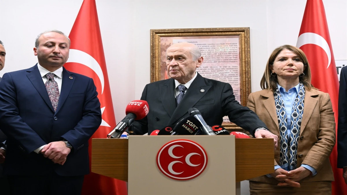 Devlet Bah&ccedil;eli: Sonu&ccedil; almadan bakanlarımızı su&ccedil;lamak siyasete ihanettir 