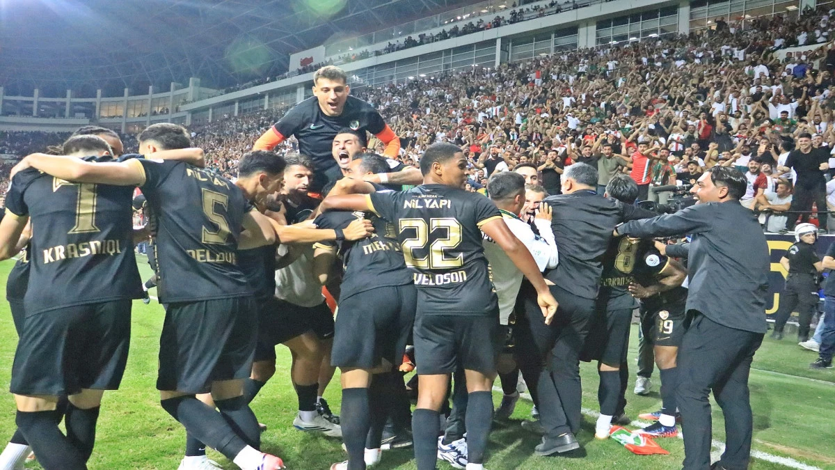 Trabzonspor &Ouml;ne Ge&ccedil;tiği Ma&ccedil;ta Amedspor&rsquo;a 2-1 Mağlup Oldu 
