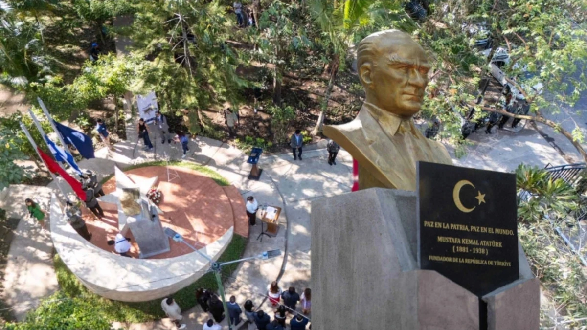 El Salvador'da 'T&uuml;rkiye Parkı' a&ccedil;ıldı! 