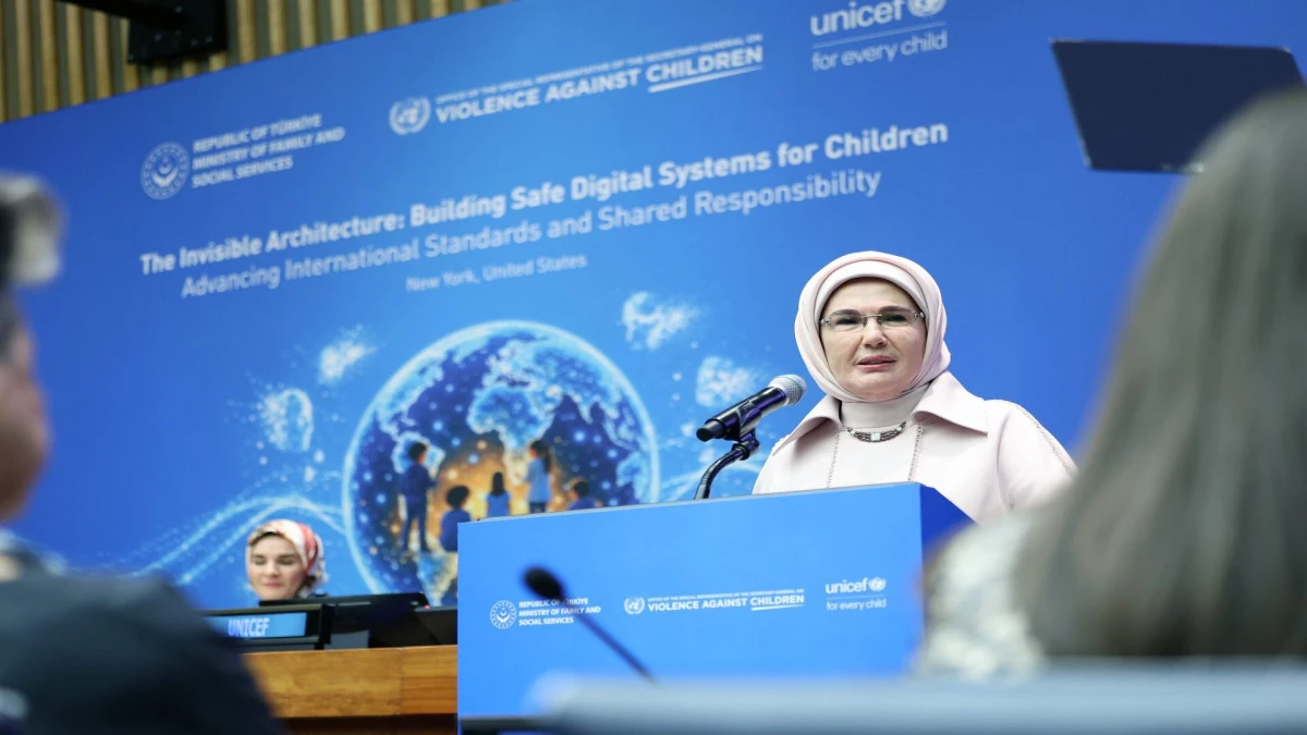 Emine Erdoğan: &Ccedil;ocuğun g&uuml;venliğini sağlama sorumluluğu hepimizindir 