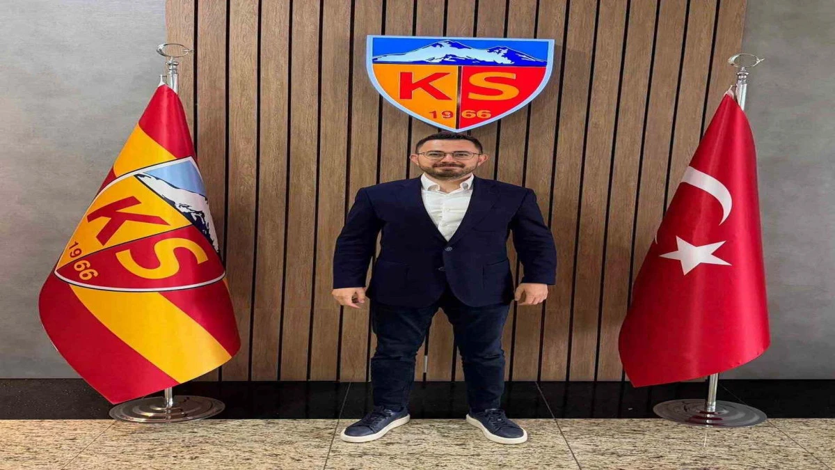 Bahis İddiasına İlişkin Emir Akpınar&rsquo;dan A&ccedil;ıklama: "Hukuki Haklarımı Saklı Tutuyorum"  