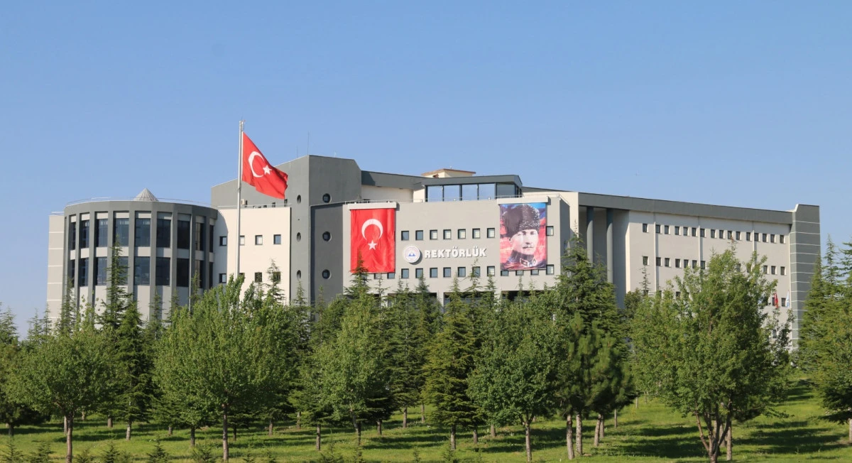 ER&Uuml;&rsquo;l&uuml; 46 akademisyen d&uuml;nyanın en etkili bilim insanları listesinde 