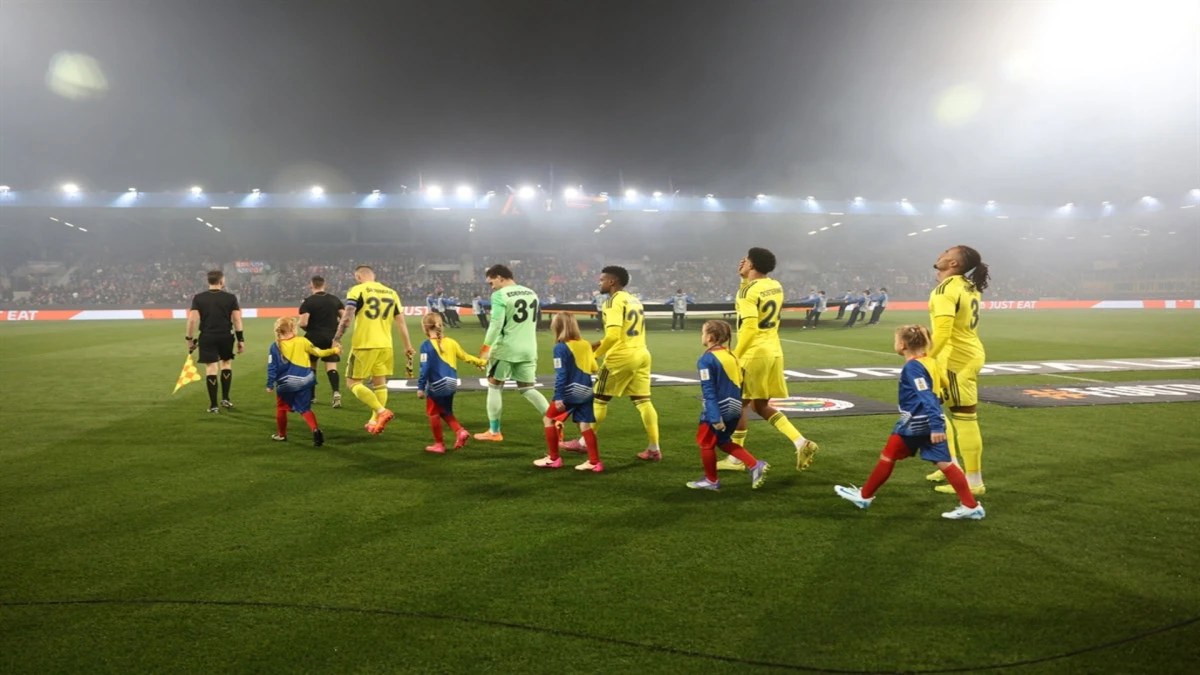 Fenerbahçe'nin Penaltı Beklentisi Sonuçsuz Kaldı: Plzen 0-0 Fenerbahçe 