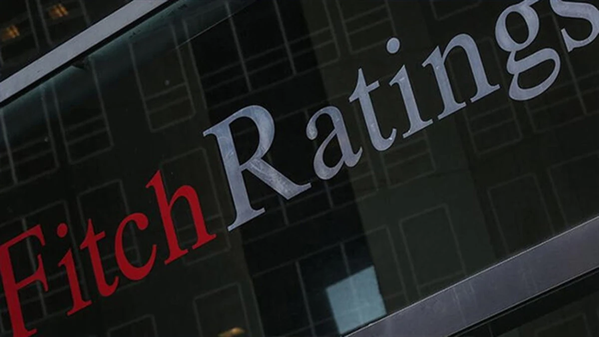 Fitch, T&uuml;rkiye'nin kredi notu g&ouml;r&uuml;n&uuml;m&uuml;n&uuml; pozitife &ccedil;evirdi 