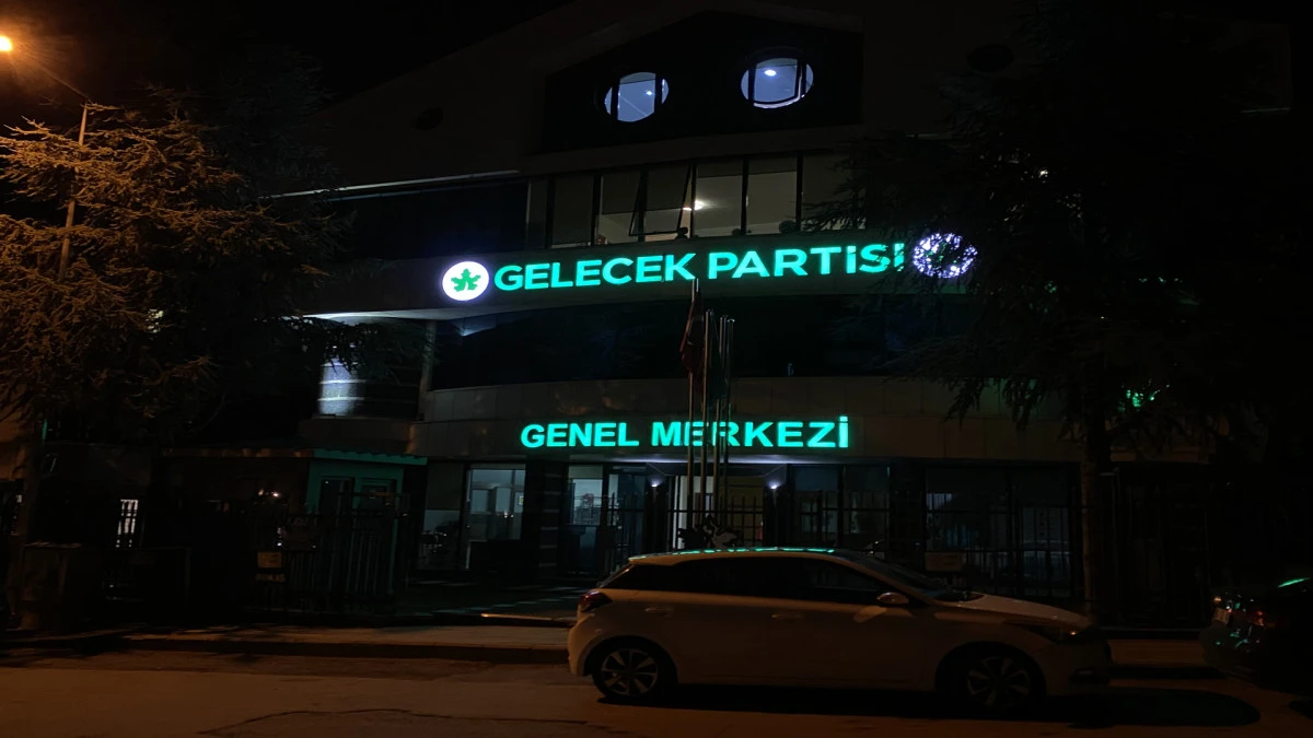 Gelecek Partisi'nin siyasi faaliyetleri sonlandırıldı 