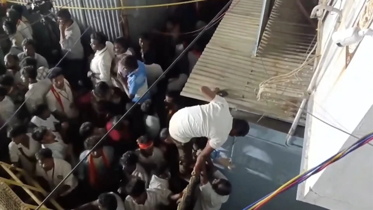 Hindistan’da siyasi miting faciaya dönüştü: Onlarca ölü, çok sayıda yaralı 