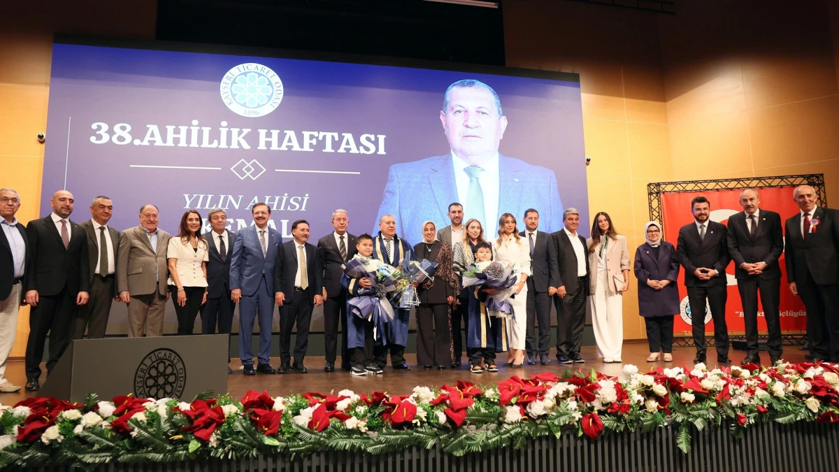Hisarcıklıoğlu’ndan Kredi Müjdesi, Gülsoy’dan Ekonomi Mesajları, Topsakal’a Ahilik Kaftanı 