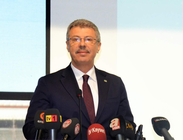 Hüseyin Akay: 