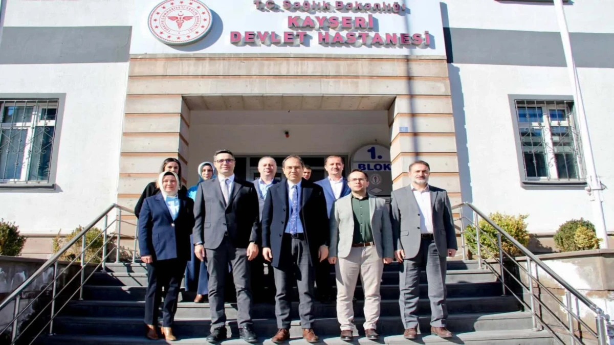 İl Sağlık M&uuml;d&uuml;r&uuml; Erşan&rsquo;dan Devlet Hastanesi Başhekimi &Ccedil;&ouml;l&rsquo;e ziyaret 