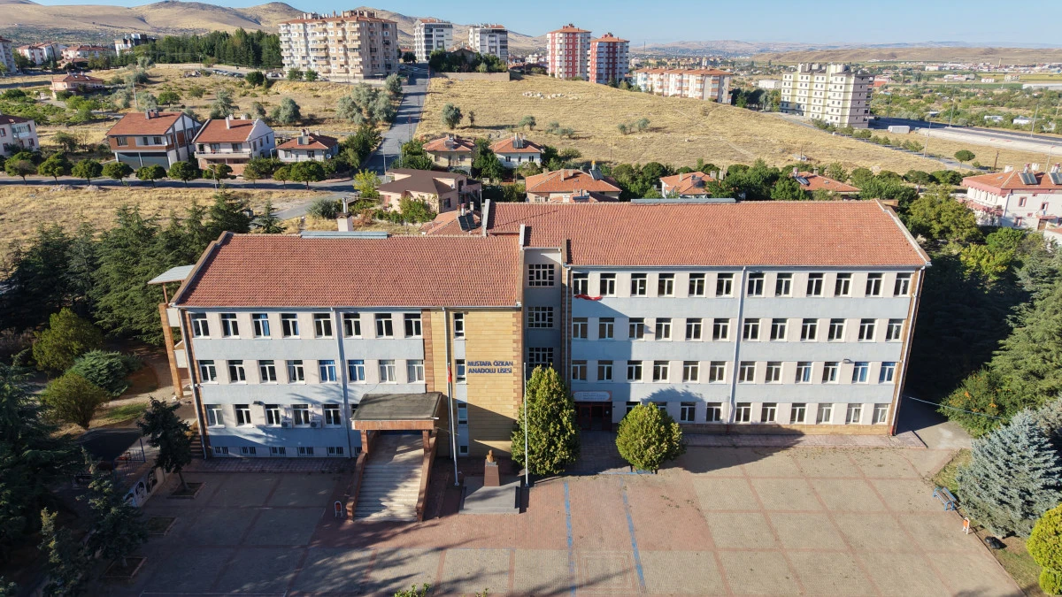 İspanya Başbakanı Sanchez&rsquo;den, Kayseri&rsquo;deki liseye teşekk&uuml;r mektubu 