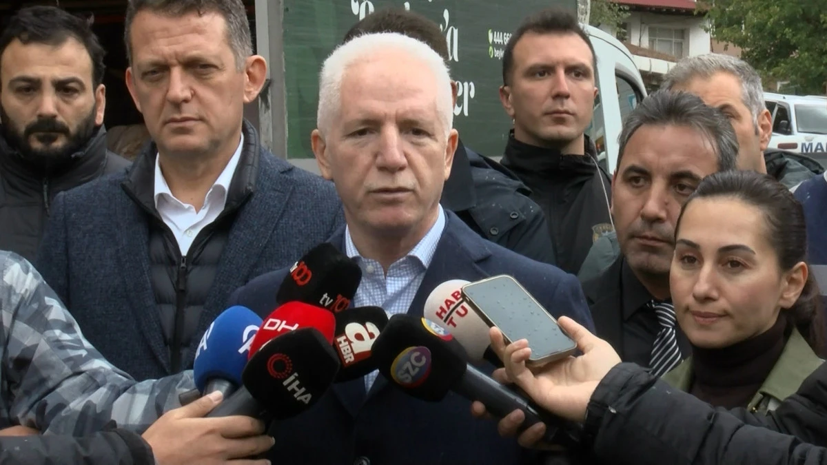 İstanbul Valisi Davut G&uuml;l: Zorunlu olmadık&ccedil;a evlerinizden &ccedil;ıkmayın 