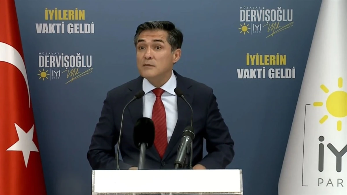 İYİ Partili Kavuncu: &Ouml;nce Cumhuriyet fikriyle barışın 