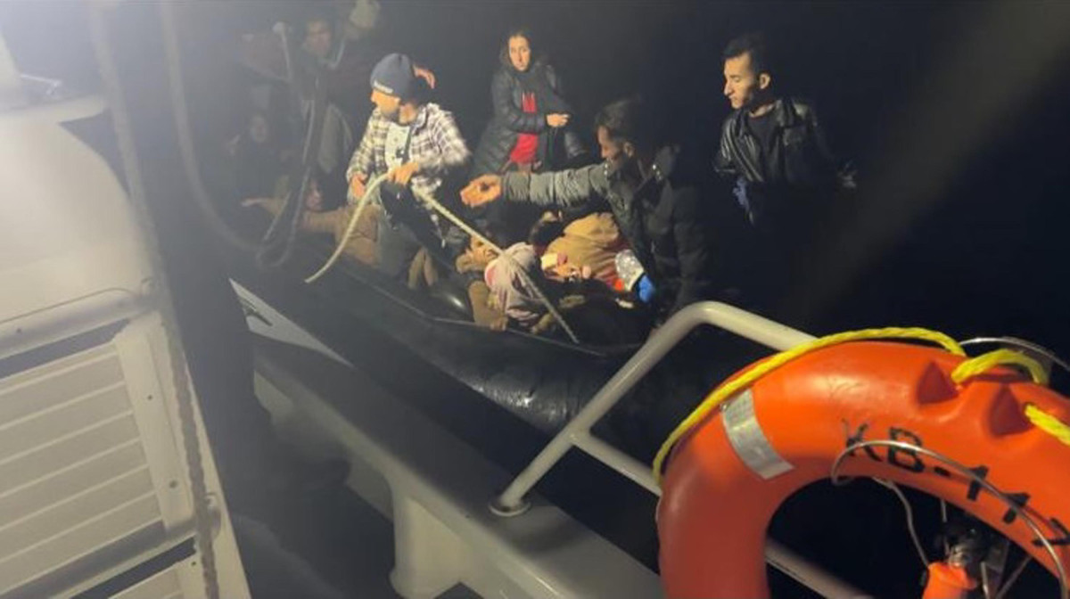 İzmir'de 18 kaçak göçmen yakalandı, 113 kaçak göçmen kurtarıldı!  
