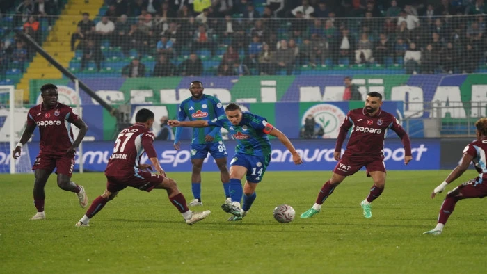 KARADENİZ DERBİSİNDE KAZANAN TRABZONSPOR!